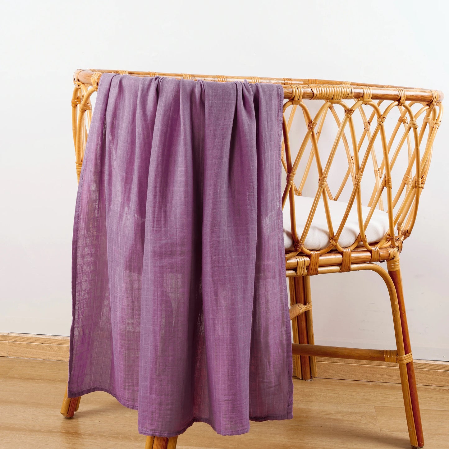 Nest & Hold™ Muslin Baby Swaddle