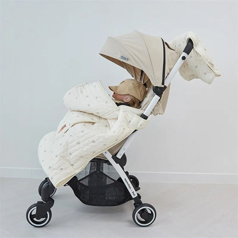Nest & Hold™ Hooded Winter Carrier Cover
