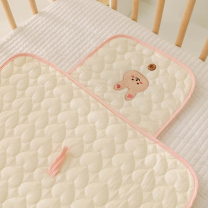 Foldable Changing Pad image 12